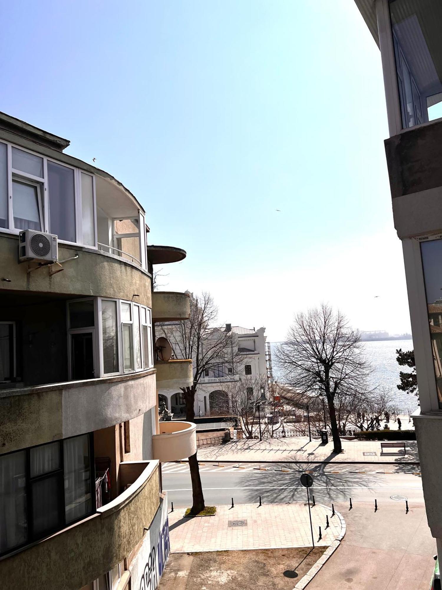 Cazinou Flat Lowcost Constanta Bagian luar foto